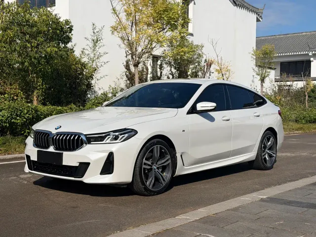 Фотография автомобиля — BMW 6 Series Gran Turismo