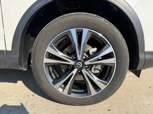 Nissan Qashqai — Фото автомобиля 28