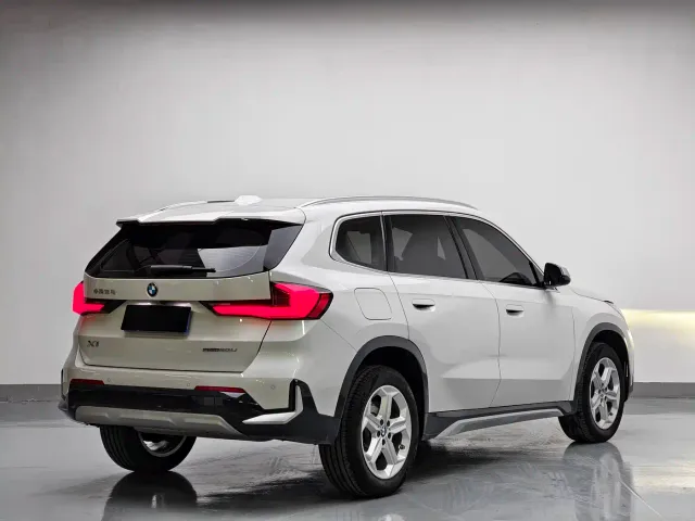 BMW X1 — Фото автомобиля 4