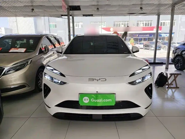 BYD Sealion 06 — Фото автомобиля 2