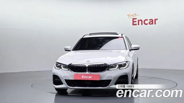 BMW 3-Series 3 серия (G20) 320i Touring M Sport — Фото автомобиля 3