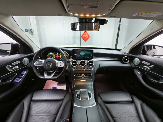 Mercedes-Benz C-Class — Фото автомобиля 6