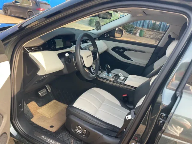 Land Rover Range Rover Evoque — Фото автомобиля 9