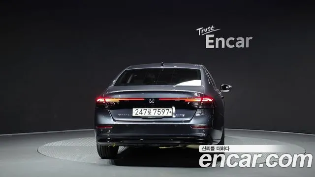 Honda Accord — Фото автомобиля 4