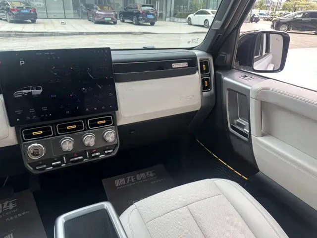iCAR V23 — Фото автомобиля 7