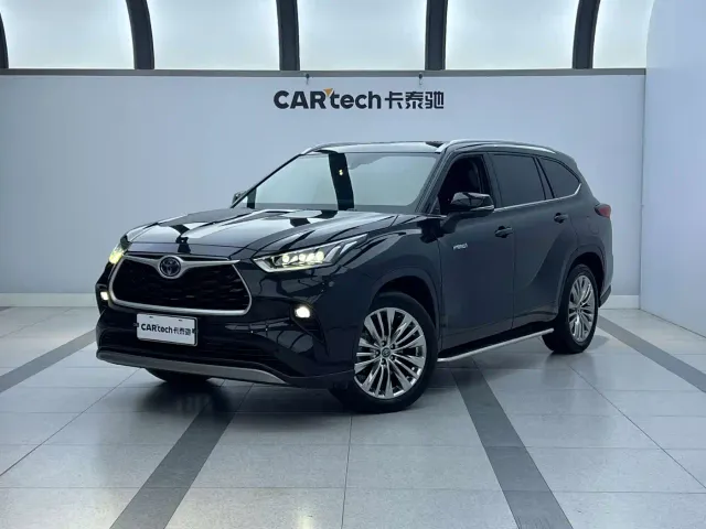 Фотография автомобиля — Toyota Highlander