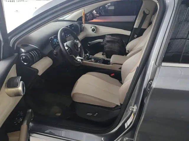 BYD Yuan PLUS — Фото автомобиля 14