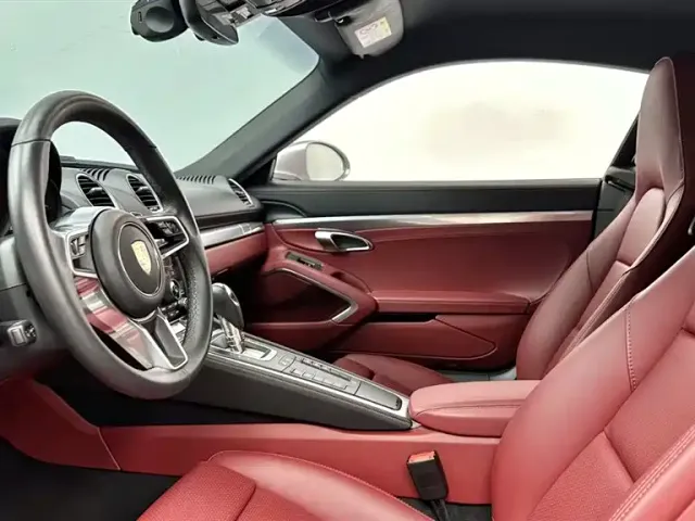 Porsche 718 — Фото автомобиля 14