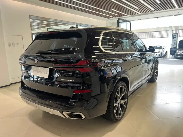 BMW X5 — Фото автомобиля 6