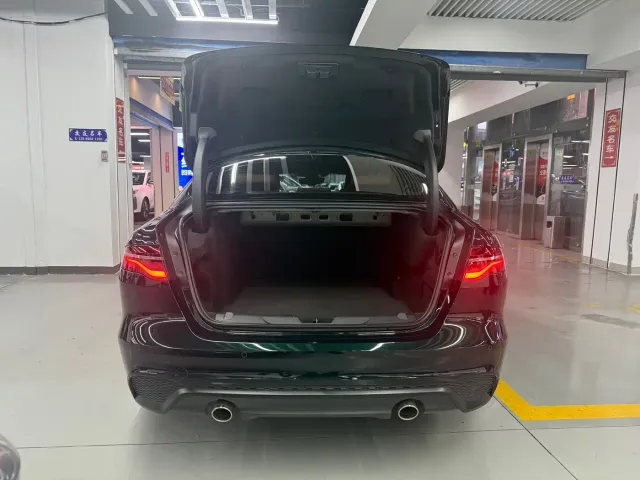 Jaguar XEL — Фото автомобиля 8