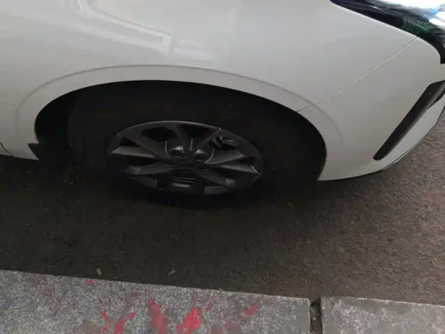 Geely Galaxy L6 — Фото автомобиля 5