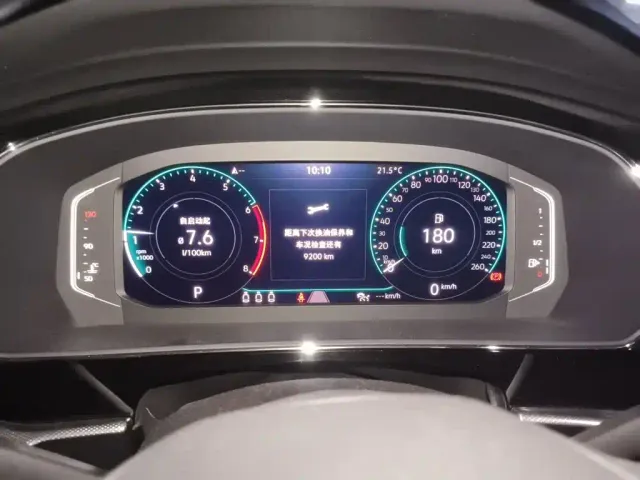 Volkswagen Passat — Фото автомобиля 12