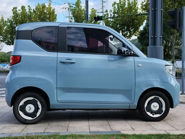 Wuling Hongguang Mini EV — Фото автомобиля 7