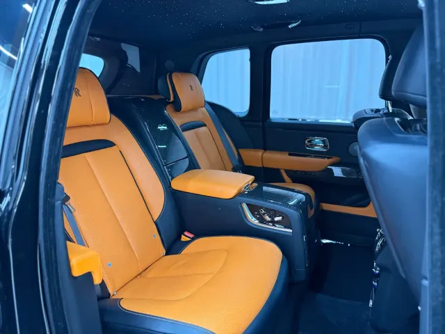 Rolls-Royce Cullinan — Фото автомобиля 15