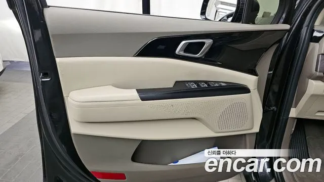 Kia Canival Carnival 4 поколение 9 мест Prestige — Фото автомобиля 21