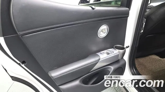 Genesis GV60 — Фото автомобиля 23
