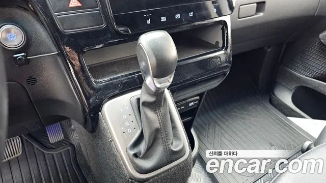 Hyundai Staria Staria L3.5 Карго 3 места — Фото автомобиля 9