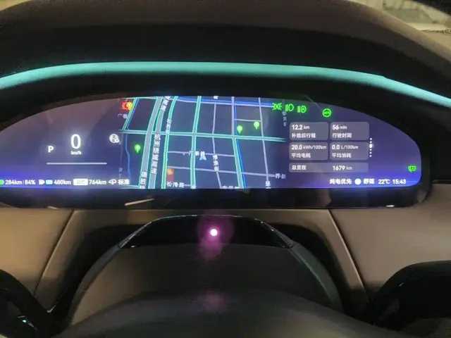 ZEEKR Zeekr 8X 2026 Base Model — Фото автомобиля 4