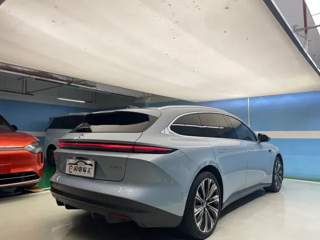 Nio ET5 Touring — Фото автомобиля 6