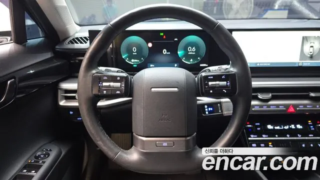 Hyundai Grandeur GN7 — Фото автомобиля 13