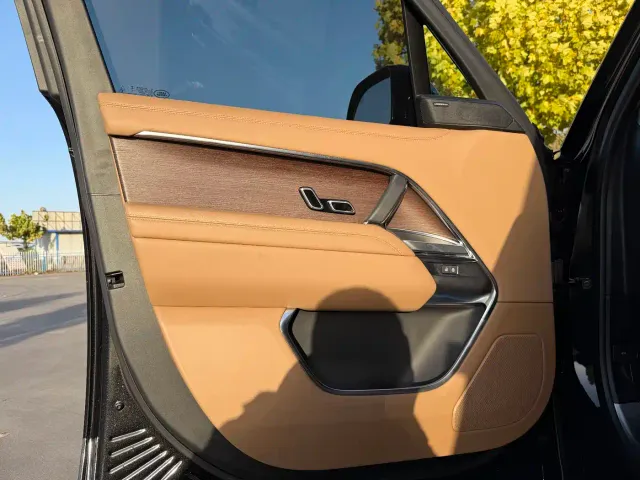 Land Rover Range Rover — Фото автомобиля 13