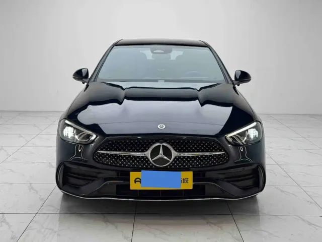Mercedes-Benz C-Class — Фото автомобиля 2