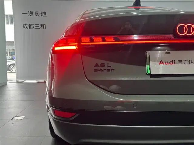 Audi A6L e-tron — Фото автомобиля 15