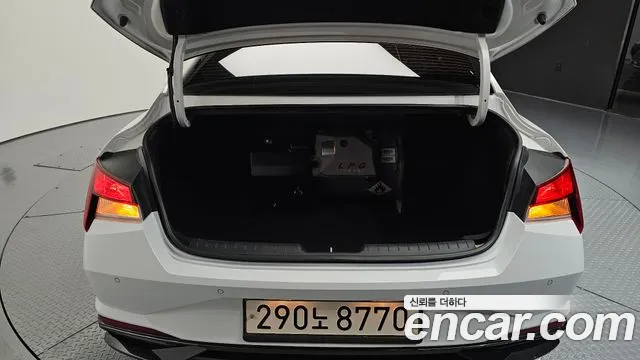Hyundai AVANTE Avante (CN7) 1.6 LPi (Для проката) — Фото автомобиля 27
