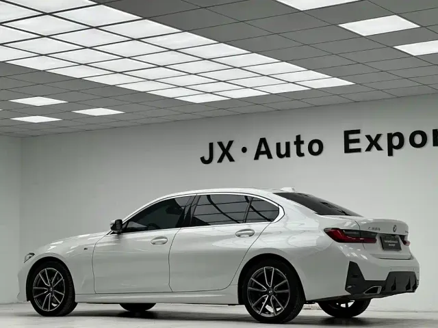 BMW 3 Series — Фото автомобиля 7