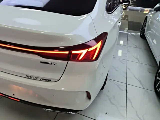 Changan Eado — Фото автомобиля 7