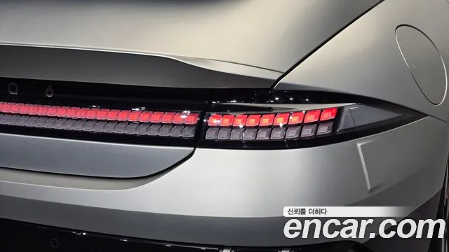 Hyundai Ioniq 6 — Фото автомобиля 8