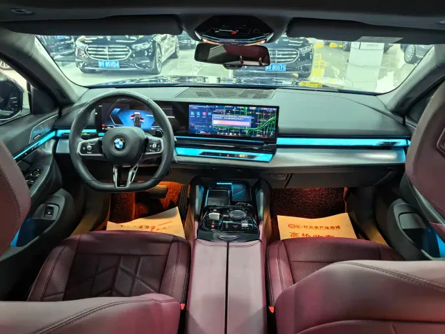 BMW 5 Series — Фото автомобиля 8