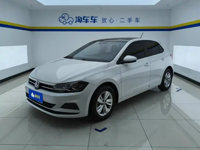 Фотография автомобиля — Volkswagen Polo