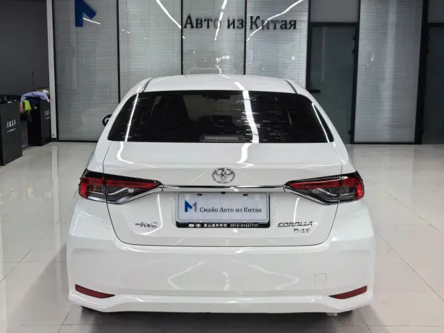 Toyota Corolla — Фото автомобиля 4