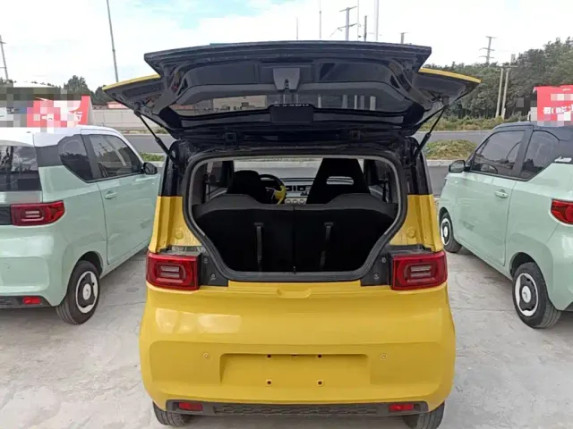 Wuling Hongguang Mini EV — Фото автомобиля 18
