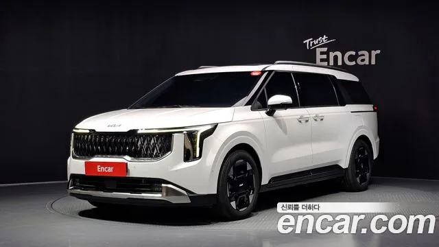 Фотография автомобиля — Kia Carnival Generation 4