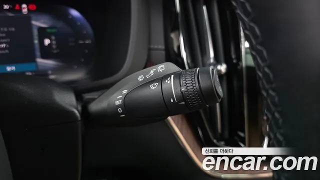 Вольво XC60 — Фото автомобиля 19