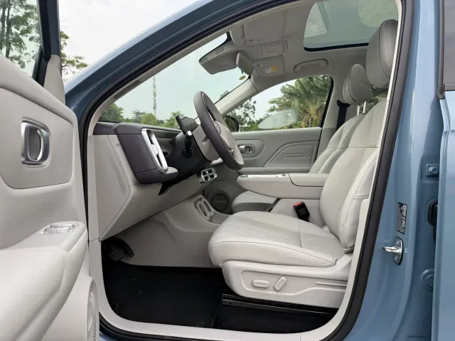 Leapmotor B10 — Фото автомобиля 12