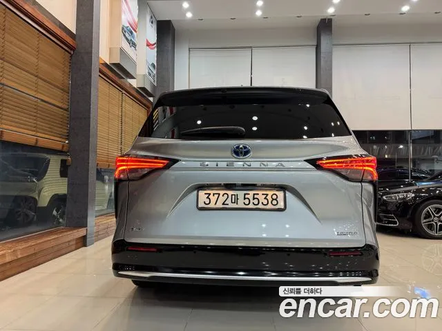 Toyota Sienna 4th Gen — Фото автомобиля 4