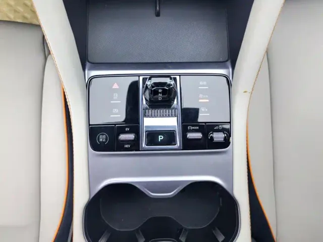 BYD Song PLUS — Фото автомобиля 16