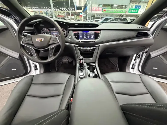 Cadillac XT5 — Фото автомобиля 19