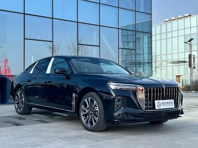 Hongqi H9 — Фото автомобиля 3