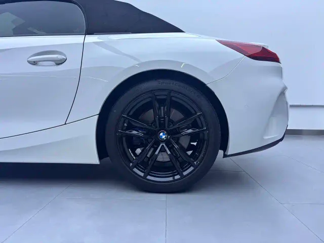 BMW Z4 — Фото автомобиля 16