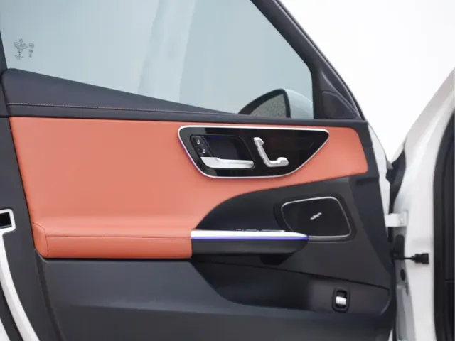 Mercedes-Benz C-Class — Фото автомобиля 12