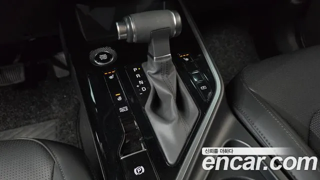 Kia Niro The All New — Фото автомобиля 12