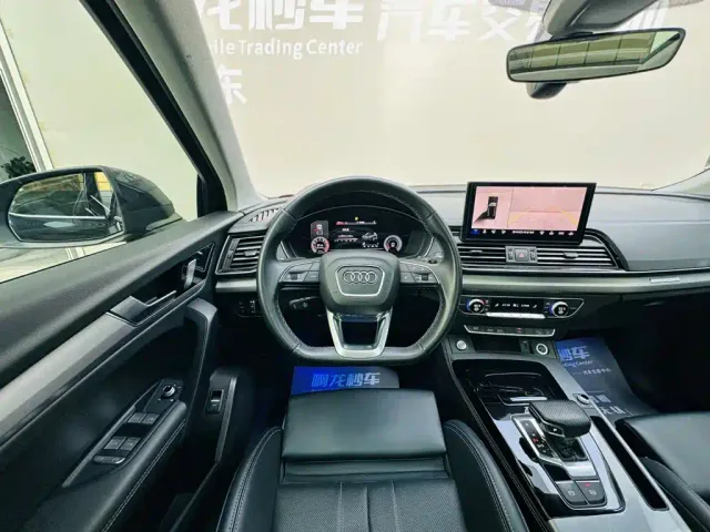 Audi Q5L — Фото автомобиля 13