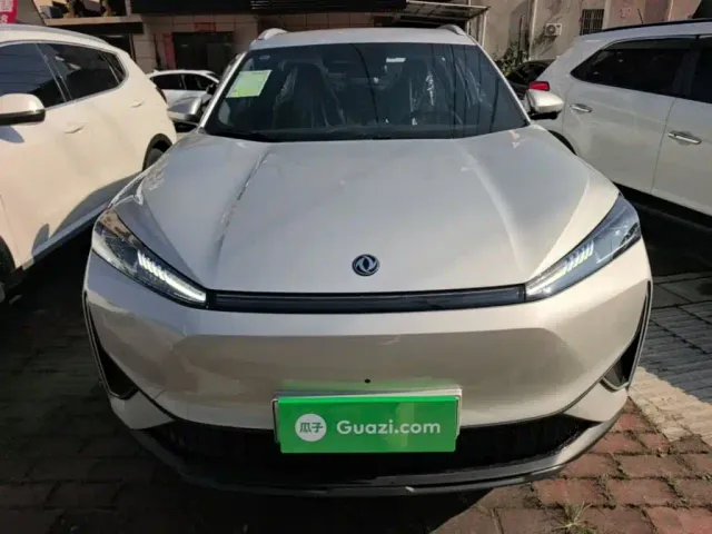 Dongfeng Fengshen L7 — Фото автомобиля 2