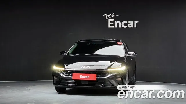 Hyundai Avante CN7 — Фото автомобиля 3