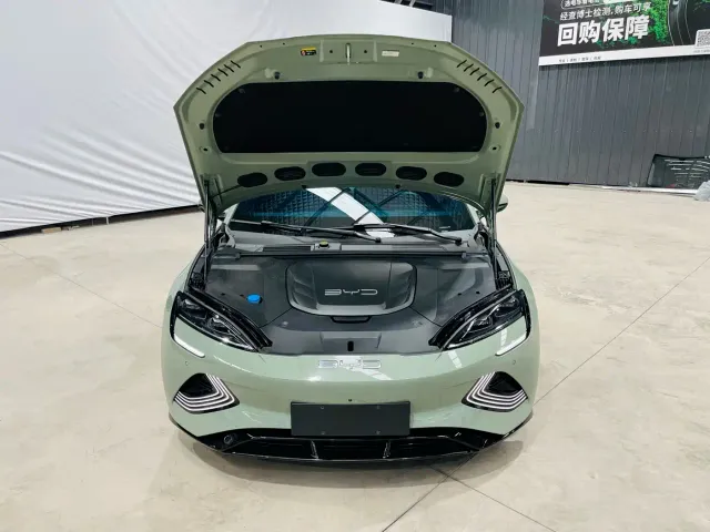 BYD Seal — Фото автомобиля 12