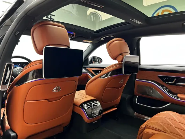 Mercedes-Benz Maybach S-Class — Фото автомобиля 15